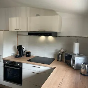 Joli T1 3* Rénové Mars 2022 Proche Et Appartement